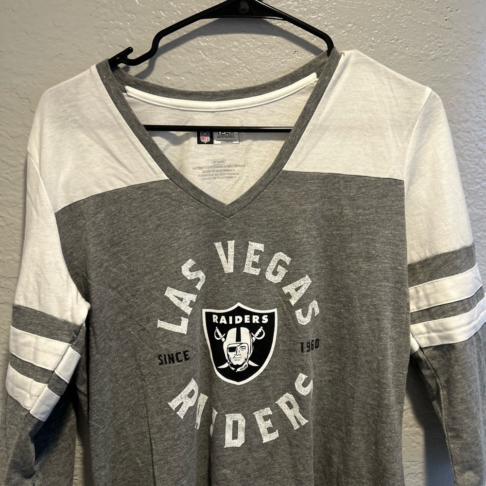 Las Vegas Raiders womenGray and White Long Sleeve Shirt new